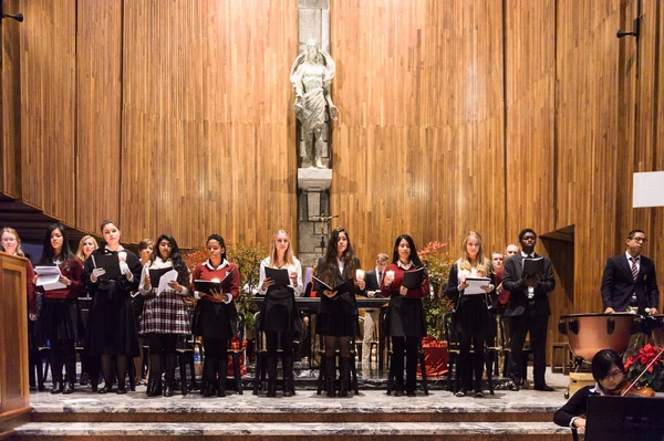 Lugano Suiza Dic 2015 Niños Identificados Cantan Una Canción Navidad — Foto de Stock