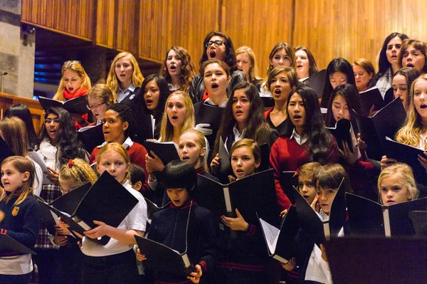 Lugano Suiza Dic 2015 Niños Identificados Cantan Una Canción Navidad — Foto de Stock