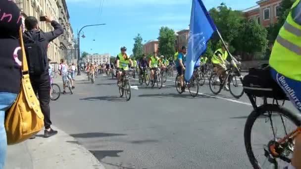 May 2018 Petersburg Russia Big Bike Parade Start Column Cyclists — Stock Video