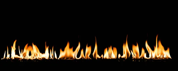 Höjd kvalitets brand på svart bakgrund för — Stockfoto