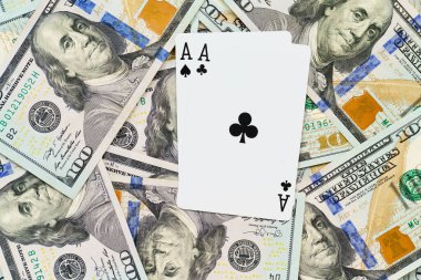 Amerikan doları geçmişinde kart oynamak. Makro.