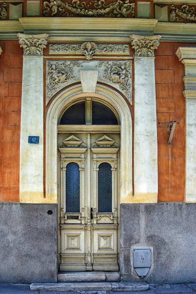 Old Wooden Double Front Door Sombor Serbia Main Entrance House — Stock Photo, Image