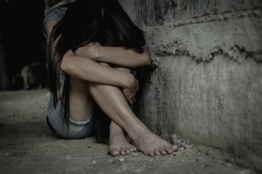 Kaçakçılığı, cinsel istismar, anti-ticareti ve durdurma şiddete karşı kadın, Dünya Kadınlar Günü nedeniyle mağdur olan kadınların