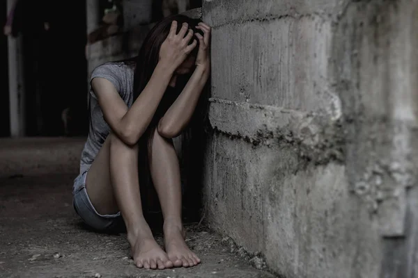 Mulheres Ficam Tristes Por Serem Tentadas Estuprar Combater Tráfico Pôr — Fotografia de Stock