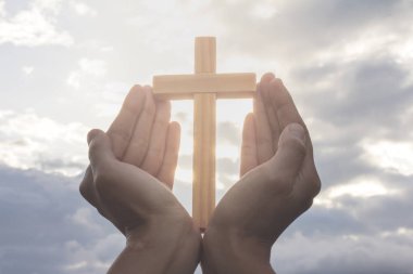 İnsan elinin hurma ibadet kadar açın. Eucharist terapi Katolik Paskalya tövbe yardım Tanrı korusun dua zihin ödünç.