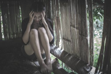 Kadın aile ve durdurmak şiddete karşı kadın., yalnız ve depresyonda, Stop şiddet oturup Womeninternational kadınlar günü.