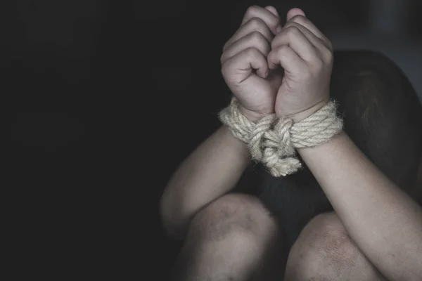 Прекратить Насилие Над Детьми Торговлю Людьми Прекратите Насилие Отношении Детей — стоковое фото