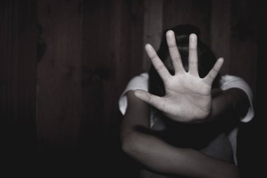 Kadınlar kölelik, kadınlara yönelik şiddete karşı el kaldırma, imaj bulanıklığı, uluslararası kadınlar günü