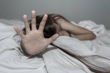 Kadınlar kölelik, kadınlara yönelik şiddete karşı el kaldırma, imaj bulanıklığı, uluslararası kadınlar günü