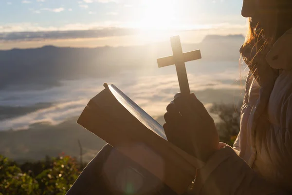Women Pray God Bible Cross Mountain Background Morning Sunrise Woman — Stock Photo, Image