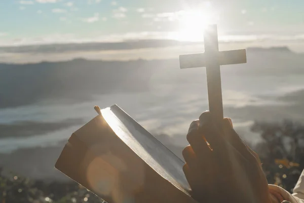 Christian Woman Praying Mountain Morning Sunrise Hands Crossed Holy Bible — Stock Photo, Image