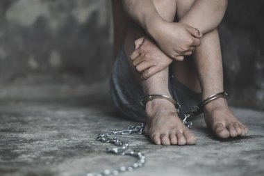 Durmak kötüye şiddet, çocukların şiddet ve istismar kavramı