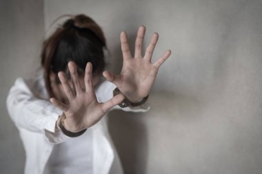 Kadınlar Asansör palm, Stop cinsel istismar, anti-ticareti ve Tanrı'nın askerleri