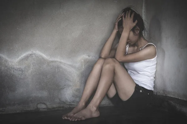 Stop violence against women, Concept of stopping sexual abuse an — Stock Photo, Image