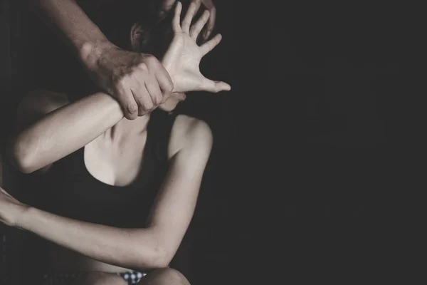 Kocanın karısı saldırıya ciddi, şiddet aga kavramı