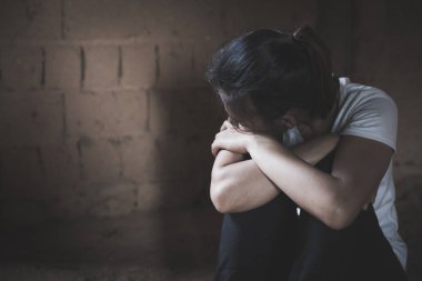 Depresyon veya iç şiddet kavramı, Dedoymamış grunge imag