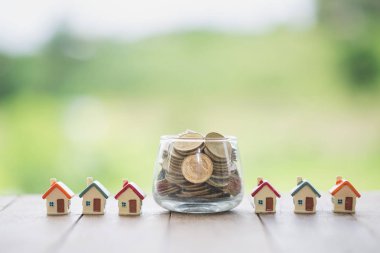 ev için para tasarrufu kavramı, ev satın tasarruf para için bir