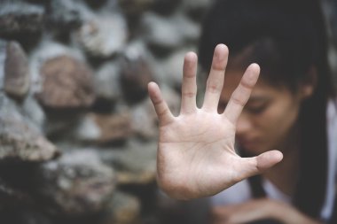 Kadınlar Asansör palm, Stop cinsel istismar, anti-ticareti ve Tanrı'nın askerleri