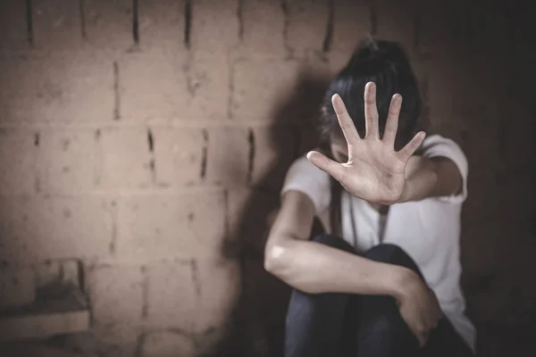 Припинити сексуальні домагання та насильство щодо жінок, зґвалтування та сексу — стокове фото