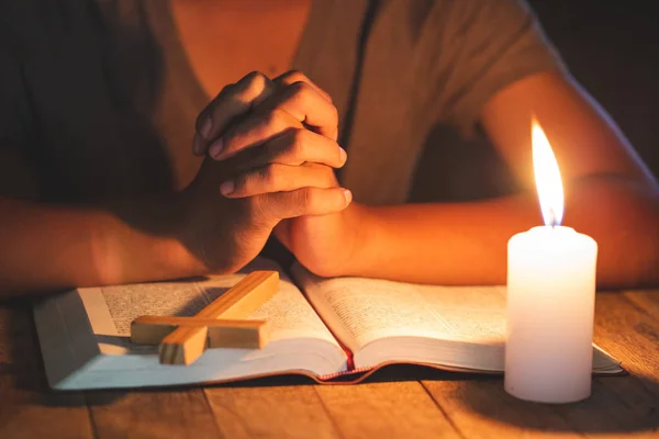 Dua eden eller. Eucharist Terapi Tanrı Tövbe Cathol Yardım Korusun — Stok fotoğraf