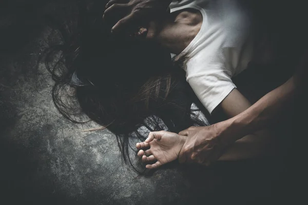 Man Hands Holding Woman Hands Rape Sexual Abuse Beaten Raped — Stock Photo, Image