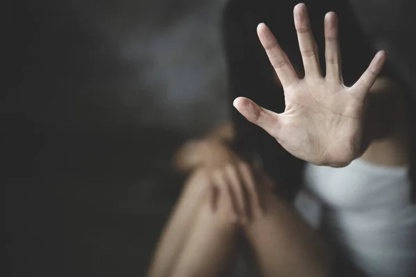 Mulheres Escravidão Levantar Mãos Contra Violência Tráfico Seres Humanos Parar — Fotografia de Stock