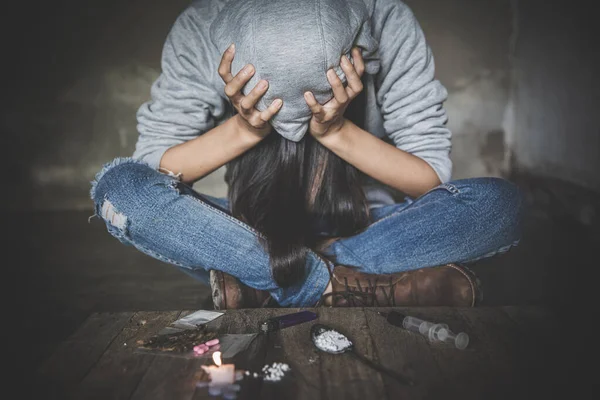 Woman Drug Addict Syringe Using Drugs Lying Floor Concept Drugs — Stock Photo, Image