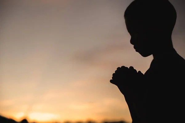 Poco Oración Niño Está Orando Seriamente Con Suerte Jesús Pon — Foto de Stock