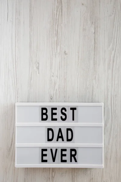 "Bästa pappa någonsin" ord på modern styrelse över vita trä ba — Stockfoto