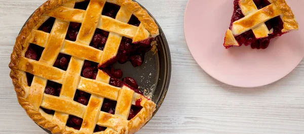 Tarte Aux Cerises Maison Délicieuse Sur Fond Bois Blanc Vue — Photo