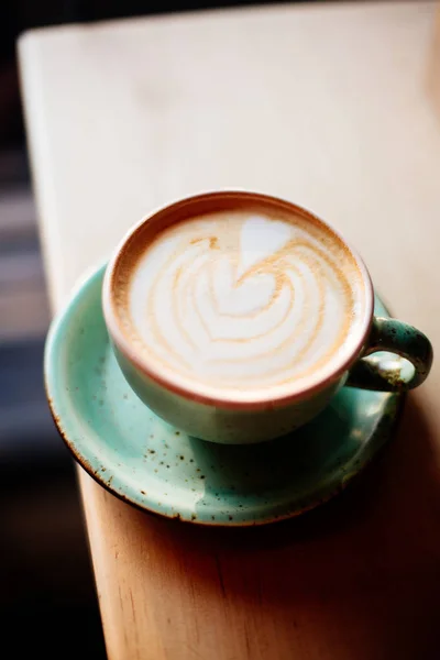 Una taza de capuchino . — Foto de Stock