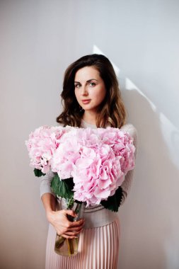 Pembe bir ortanca Şubesi