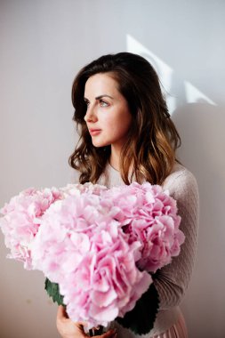 Pembe bir ortanca Şubesi