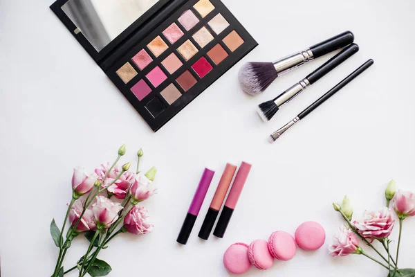 Makyaj ve kozmetik için fırça.