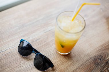 Masada soğuk limonata.