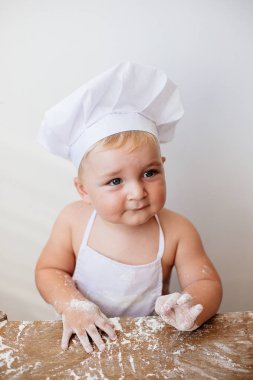 Küçük çocuk aşçı.