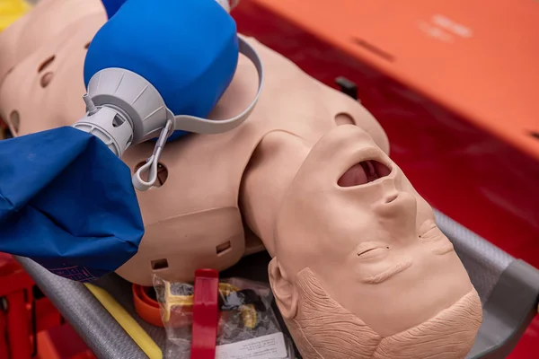 CPR Airway Management Training procedura medyczna AED i worek mas — Zdjęcie stockowe