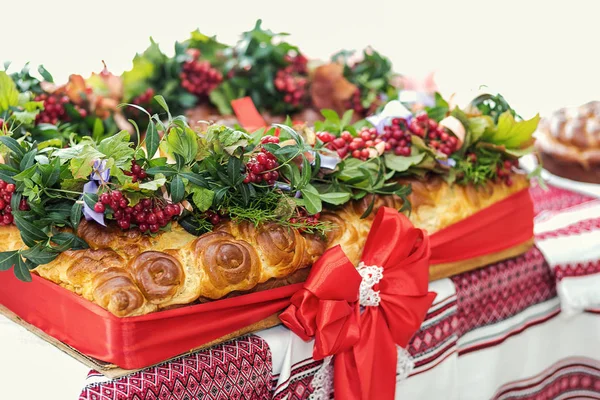 Traditionelle Hochzeit Ukrainisches Brot Korovai Mit Blumen — Stockfoto