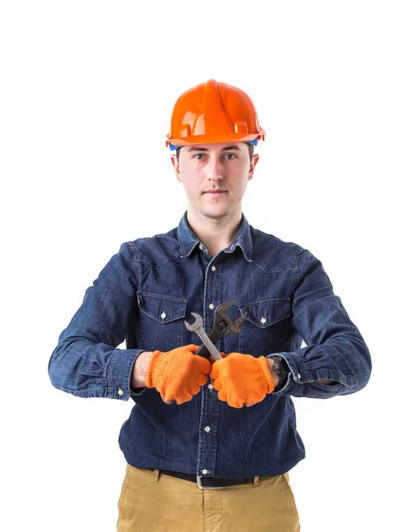 修理工 建设者 在头盔和一个可调扳手在他的手在白色背景隔离 — 图库照片