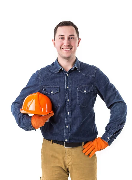微笑的修理工 建设者 的肖像与头盔隔离在白色背景上 — 图库照片