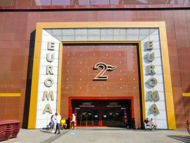 Euroma2 alışveriş merkezi girişi, Roma, Lazio, Italya