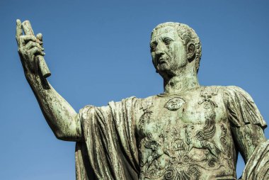 Trajan Forumu'ndaki Jül Sezar Heykeli'nin detayı, Roma, İtalya, Avrupa