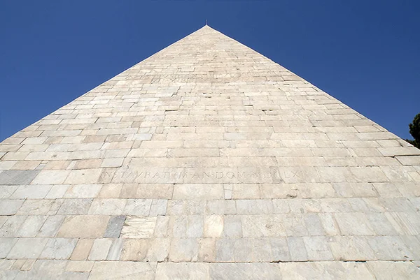 Europa Italien Latium Rom Pyramide Stadtplatz Reisen Architektur Denkmäler Marmor — Stockfoto