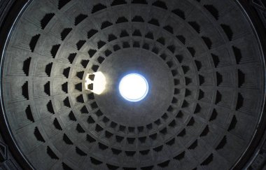 Pantheon kubbe iç oculus görünümü aşağıdan, Roma, İtalya