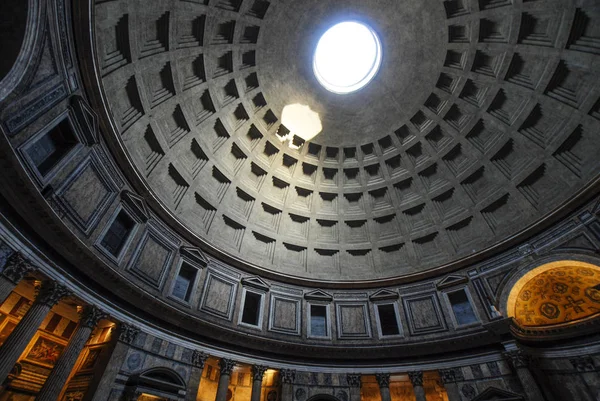 Pantheon Dome Interior Oculus Vista Baixo Roma Itália — Fotografia de Stock