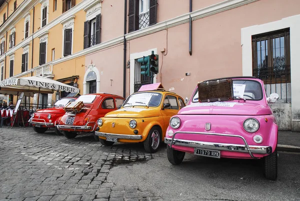 Fiat Cinquecento Jalan Jalan Roma Italia — Stok Foto