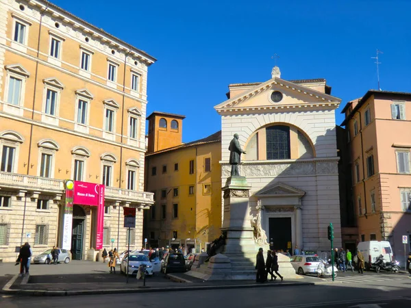 Piazza San Pantaleo Statute Marco Minghetti Front Braschi Palace Museum — Stock Photo, Image