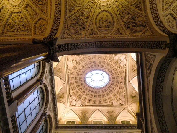 Braschi Palace, Müze Roma, Roma, İtalya'nın iç görünüm