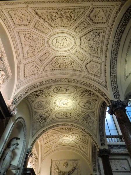 ブラスキ宮殿 博物館 ローマのローマ イタリアの内部ビュー — ストック写真
