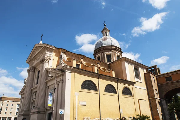圣罗科教堂在拉戈圣罗科广场 格雷戈里奥十六 旧市中心 意大利 — 图库照片